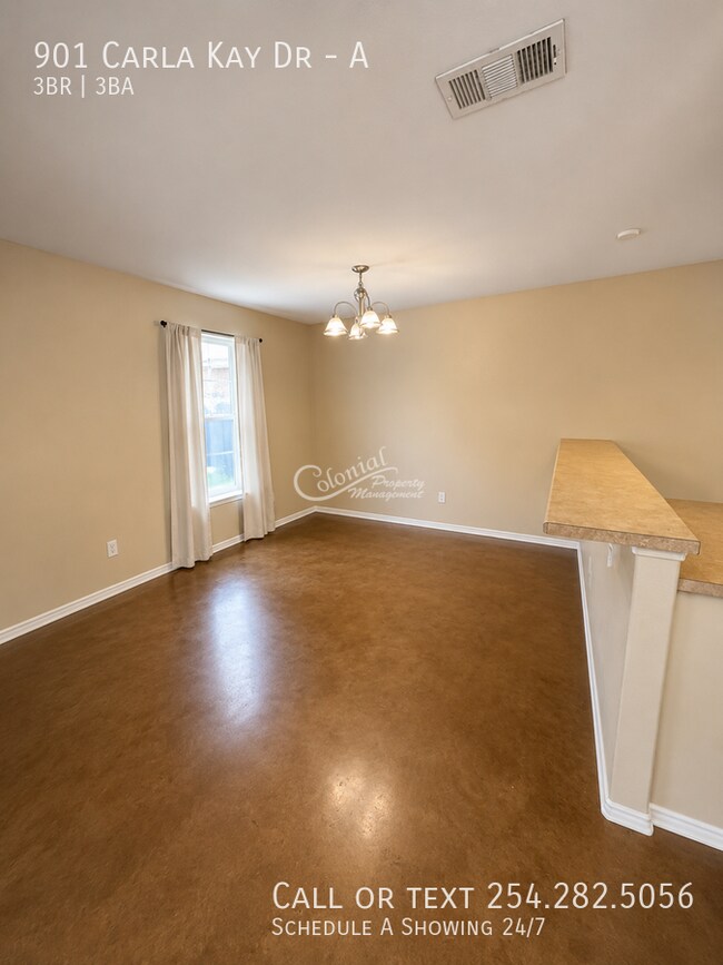 Building Photo - 901 Carla Kay Dr