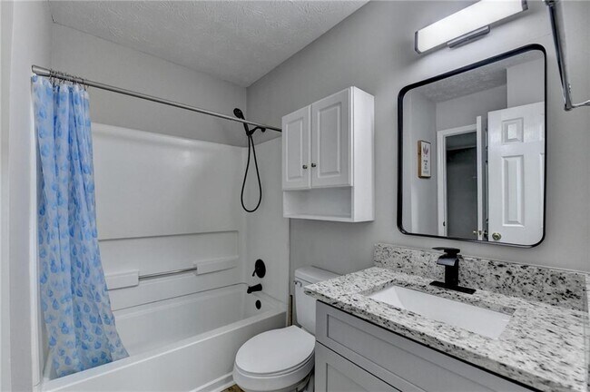 Building Photo - 3876 Meadow Creek Dr