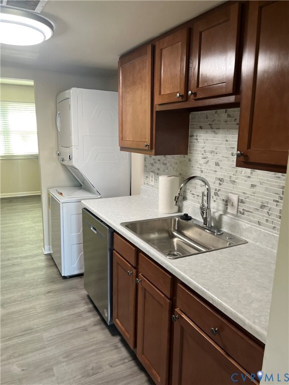 Building Photo - 3911 Breezy Ct