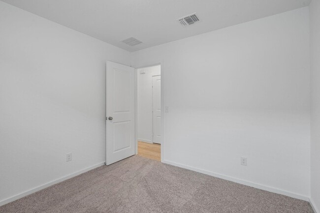 Building Photo - 30530 Wolfburn St