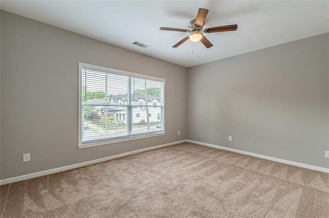 Building Photo - 3362 Colville Ave