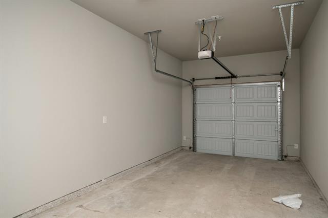 Building Photo - 711 Harvest Moon Dr