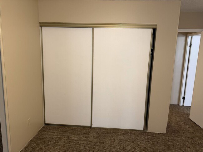 Building Photo - 13500_CORNELL