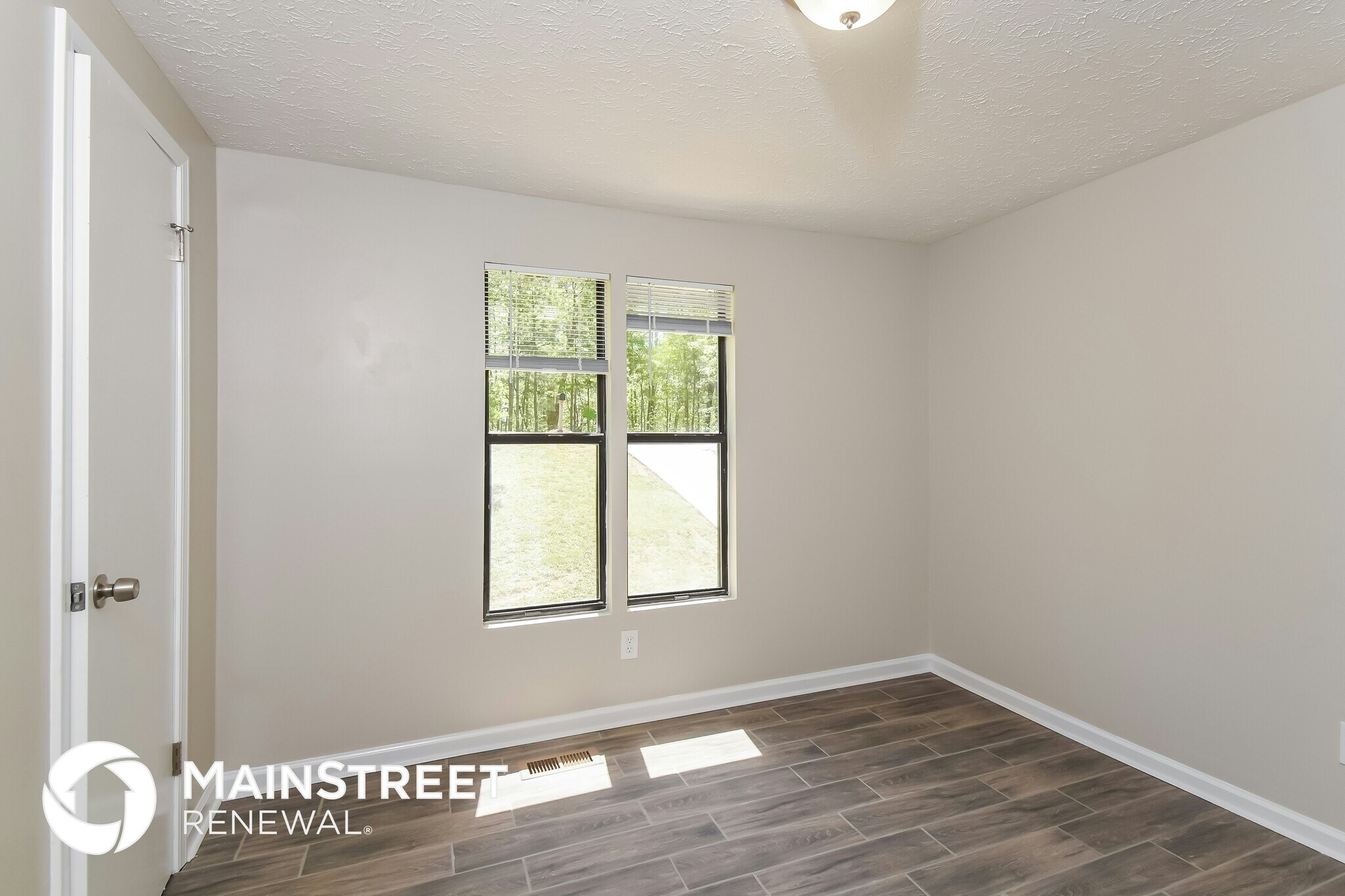 Building Photo - 3085 Flowers Dr
