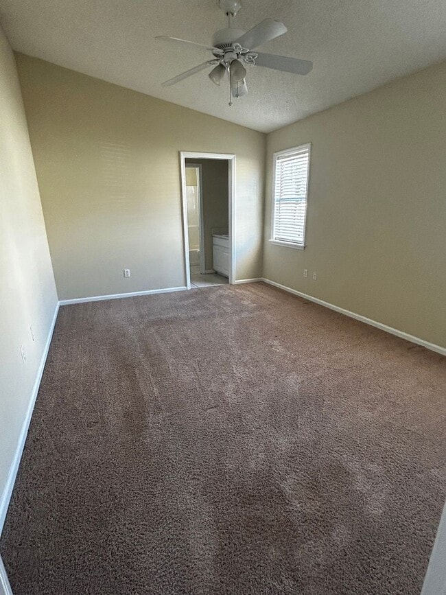 Building Photo - 4044 Chadwyck Dr