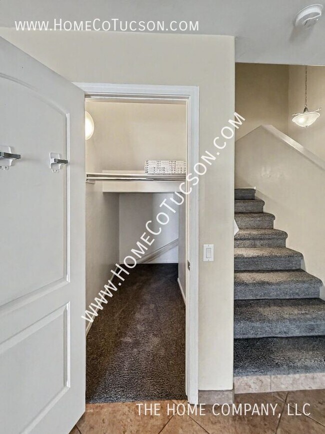 Building Photo - 14306 S Camino Vallado