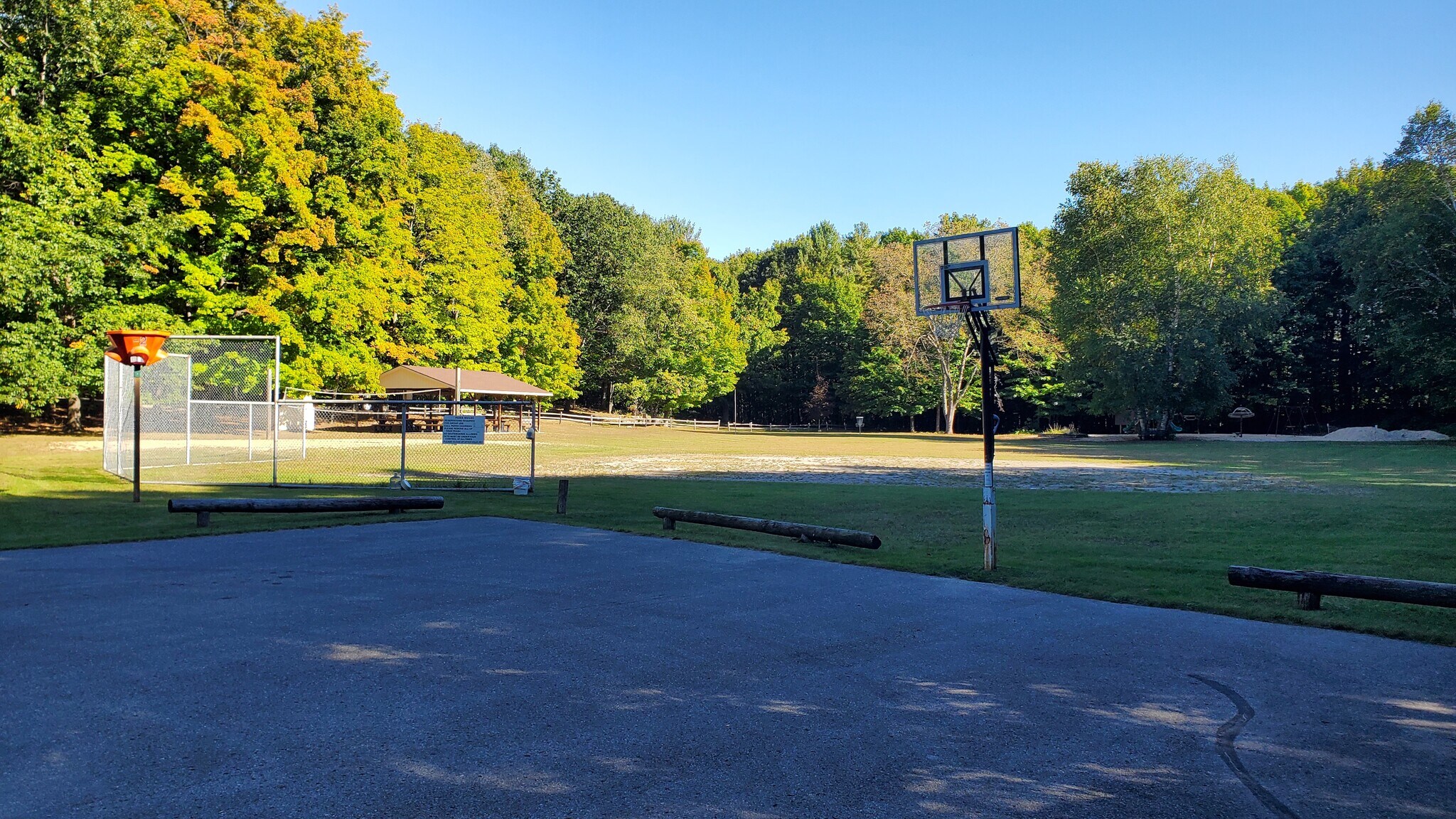 Building Photo - 7967 Sunset Dr