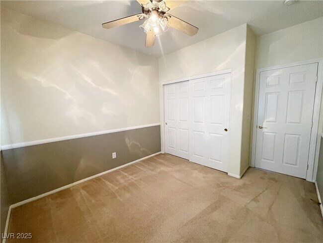 Building Photo - 11761 Del Sur Ave