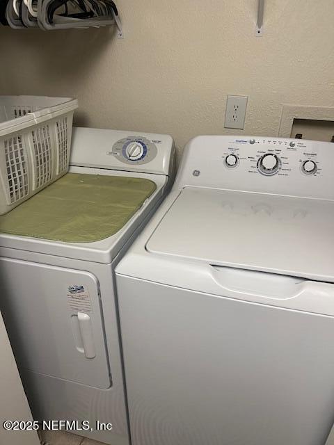 Building Photo - 854 Shoreline Cir