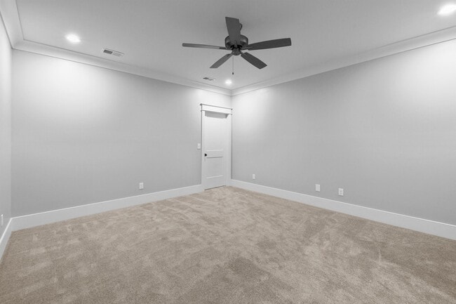 Building Photo - 1717 Double Oak Trl