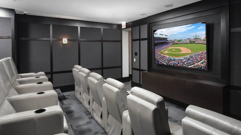 Building Photo - 640 W Huron St