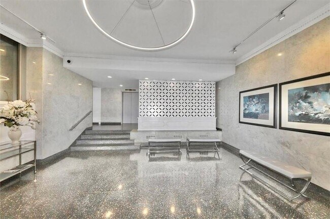 Building Photo - 3060 Pharr Ct N Northwest