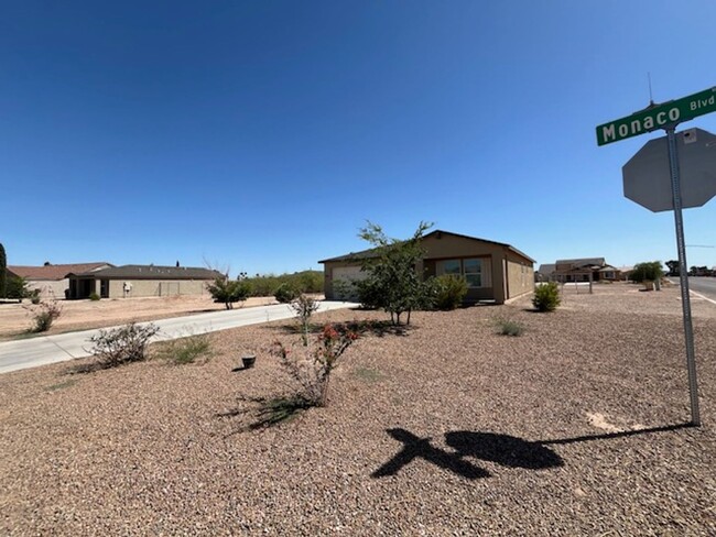 Primary Photo - Newer Build 4 Bed/2 Bath In Arizona City