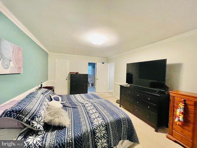 Building Photo - 3103 Titanic Dr