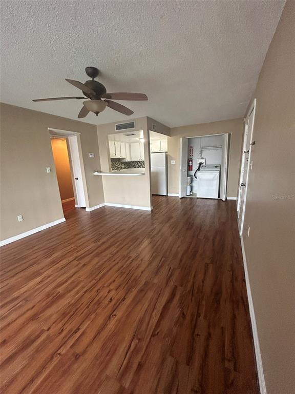 Building Photo - 618 Orange Dr