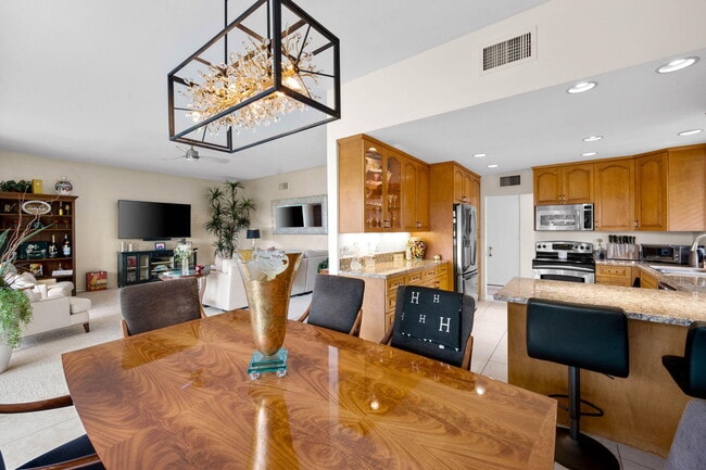 Building Photo - 45690 Pawnee Rd