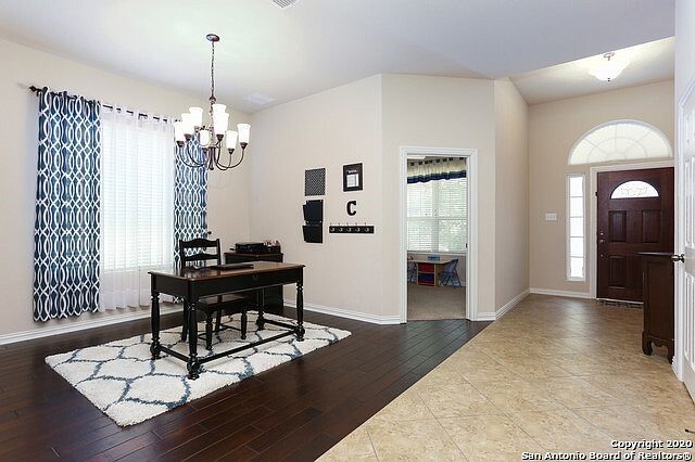 formal DIN - 25006 Elwell Point