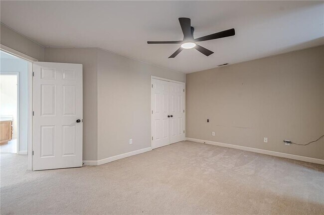 Building Photo - 34 Johnston Row NW