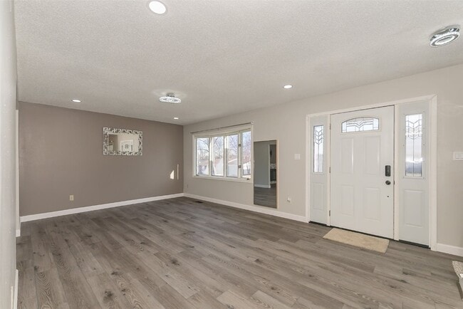 Building Photo - 2285 Hill House Rd