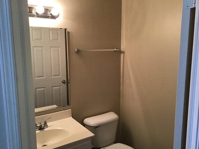 Building Photo - 2318 Lammermoor Cir