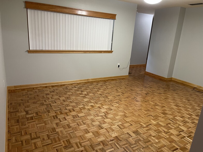 Building Photo - 173 Grandview Ave