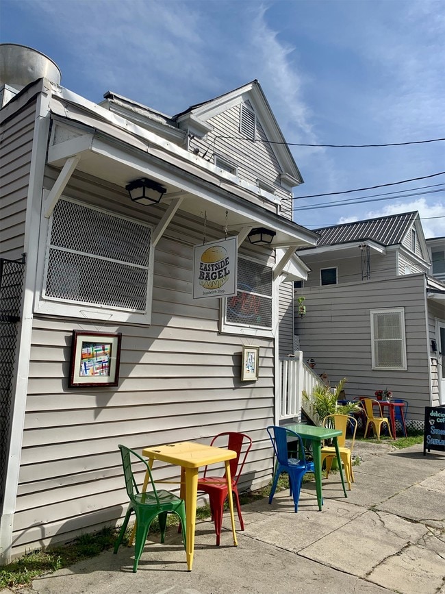 Building Photo - 244 President St