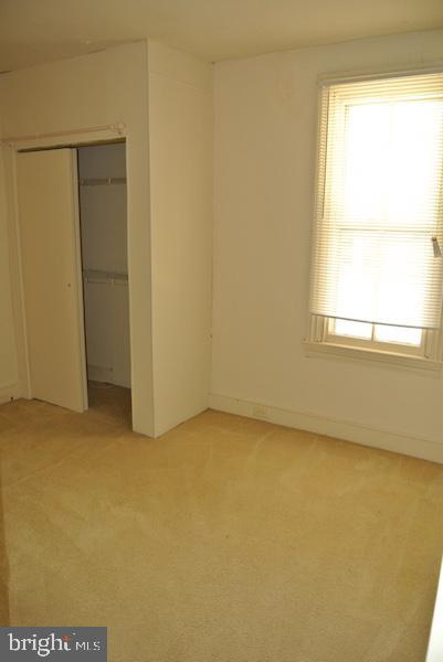 Building Photo - 115 E Portland St