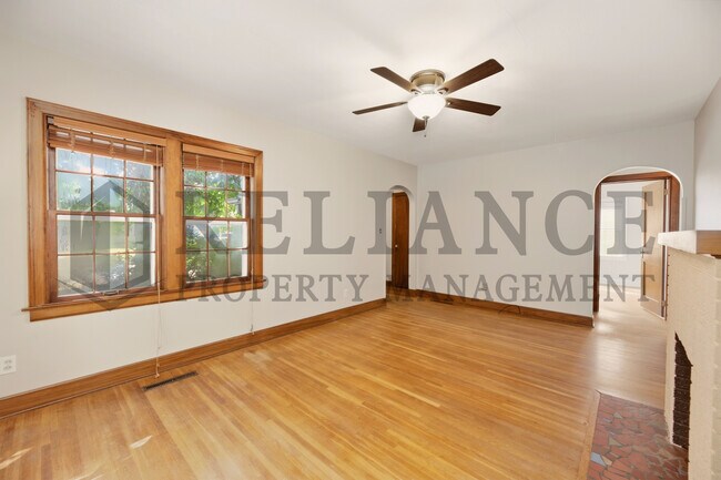 Building Photo - 737 S Lorraine Ave