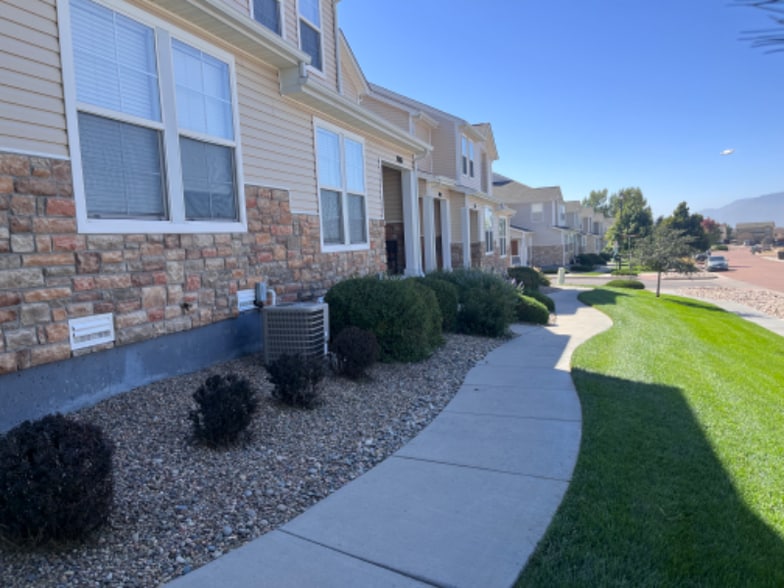 Building Photo - 1888 Reilly Grove