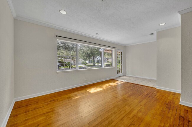 Building Photo - 1816 Mizell Ave