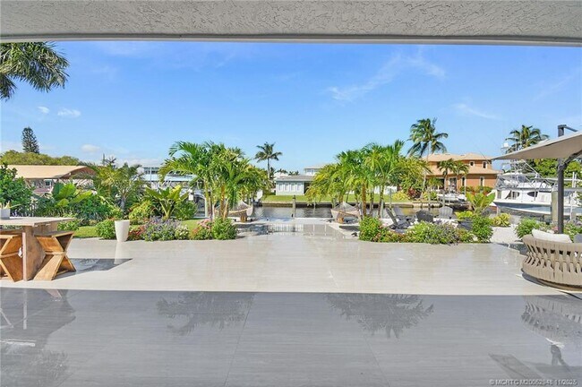 Building Photo - 1425 SW Egret Way