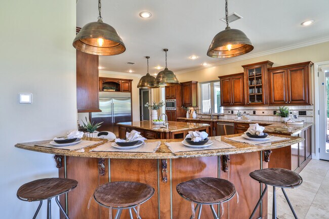 Building Photo - 39520 Colleen Way