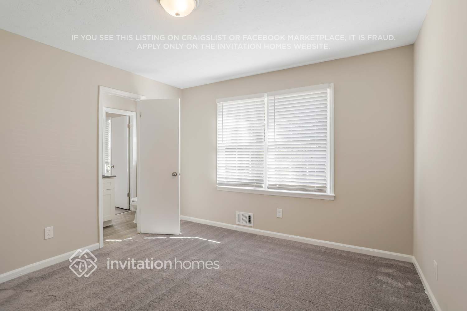 Building Photo - 2865 Castle Dr SW