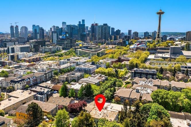 Building Photo - 909 4th Ave N