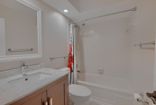 Building Photo - 6165 Belleza Ln