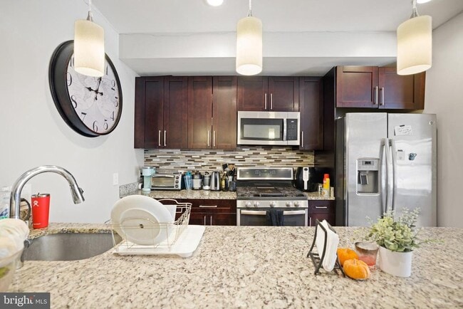 Building Photo - 3205 7th St NE