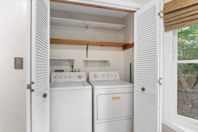 Building Photo - Spacious 4-Bedroom Carrboro Home with Dual Primary Suites & Community Amenities