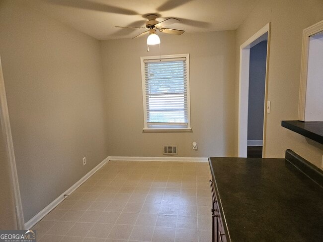 Building Photo - 2695 Sandtown Rd SW