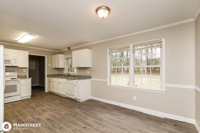 Building Photo - 144 BUFFALOWAY RD, STATESVILLE, NC 28677