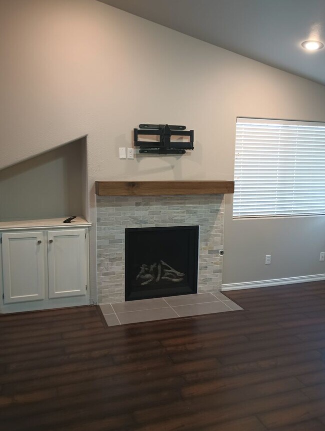 Building Photo - 4006 W 150 N