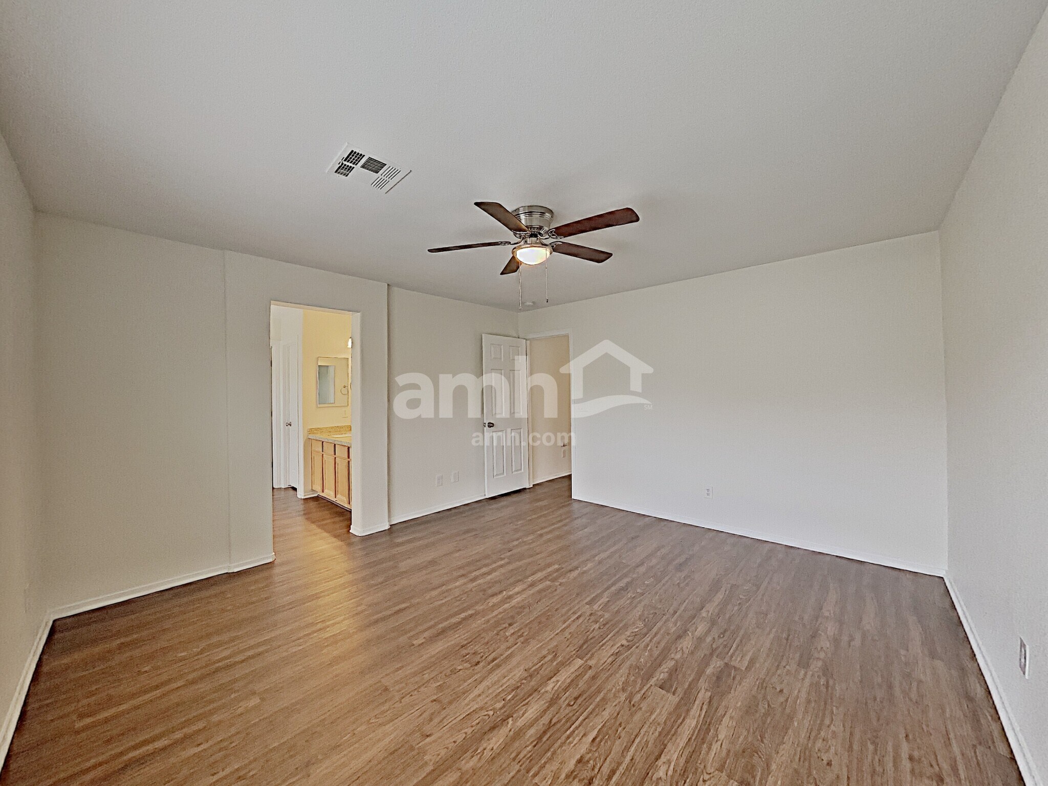 Building Photo - 8834 Salvestrin Point Ave