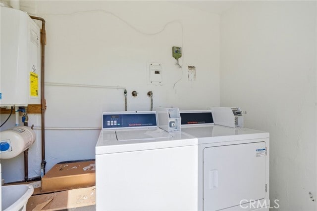 Building Photo - 3417 W Canoga Pl