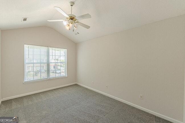Building Photo - 274 Brookview Dr