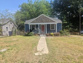 Building Photo - 2410 Albany St