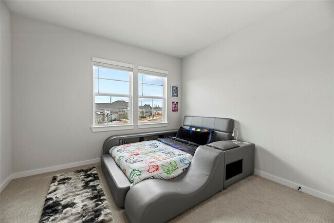 Building Photo - 30155 Gold Finch Pl
