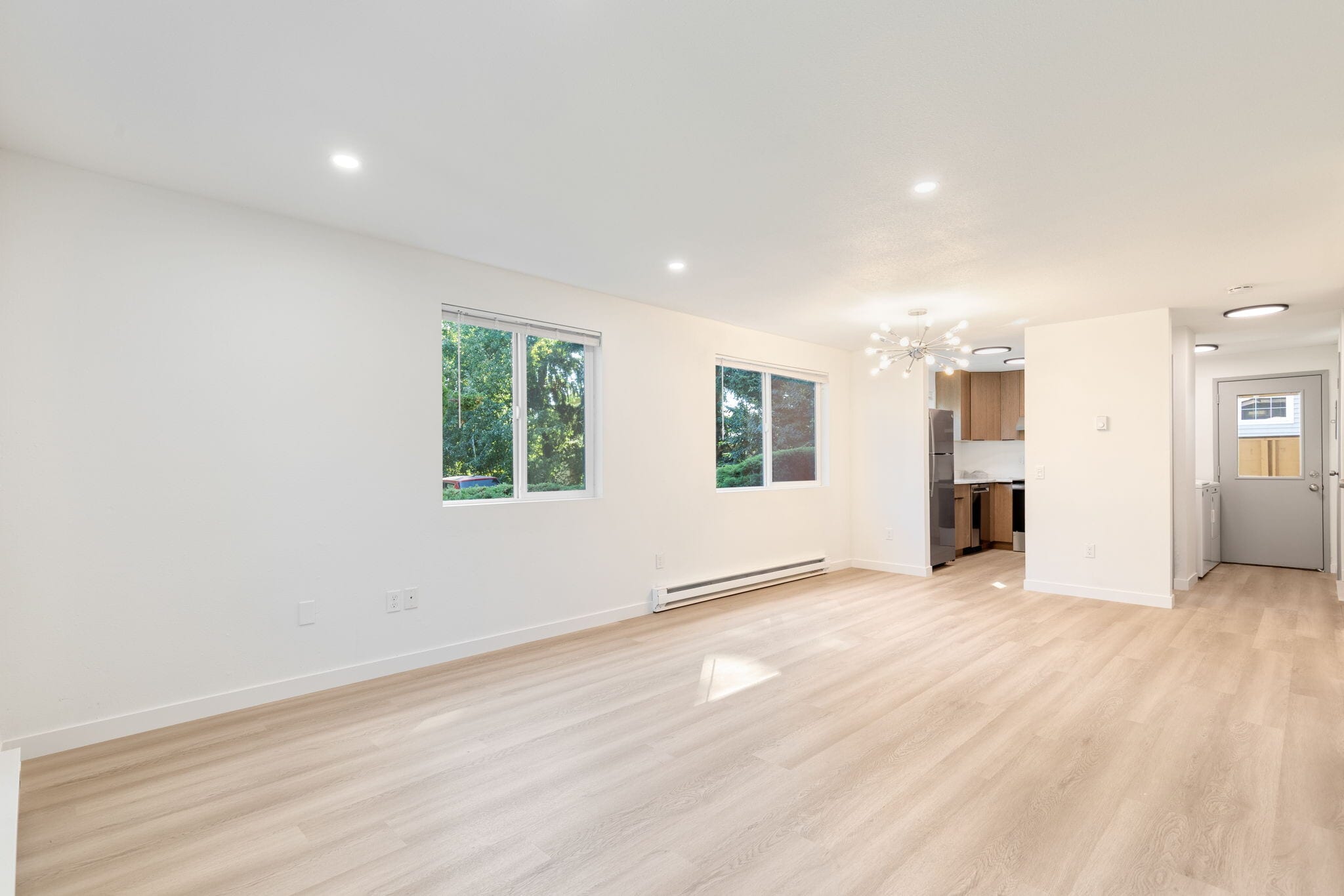 Building Photo - 11334 3rd Ave NE