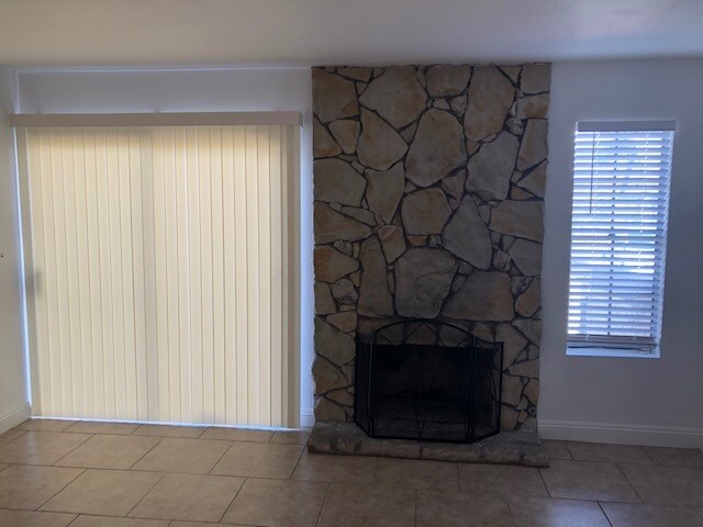 Building Photo - 3944 Edgemoor Way