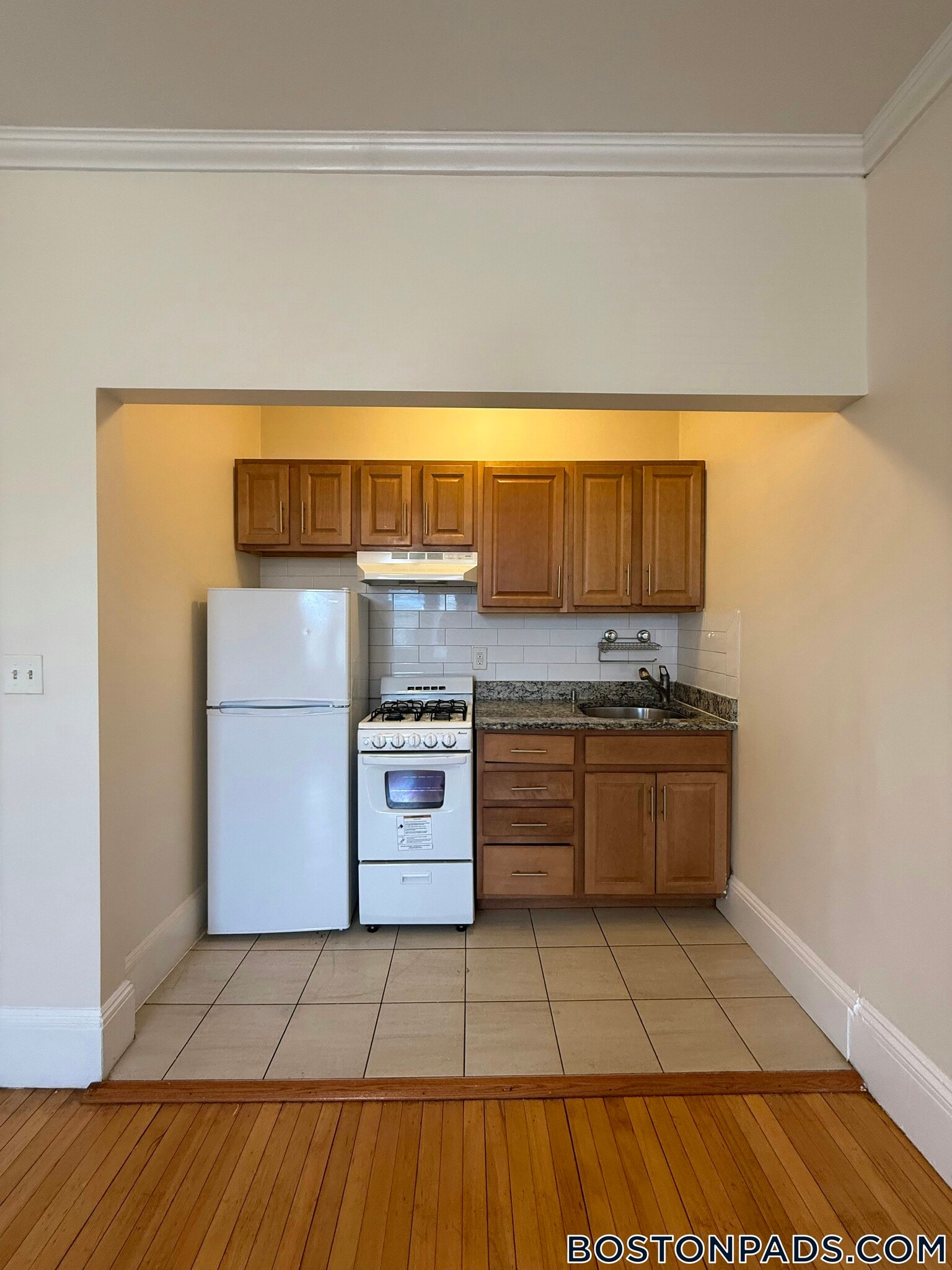 Building Photo - 441 Cambridge St