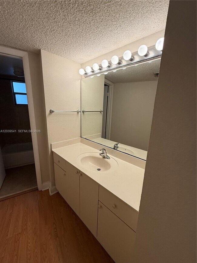 Building Photo - 4205 N University Dr