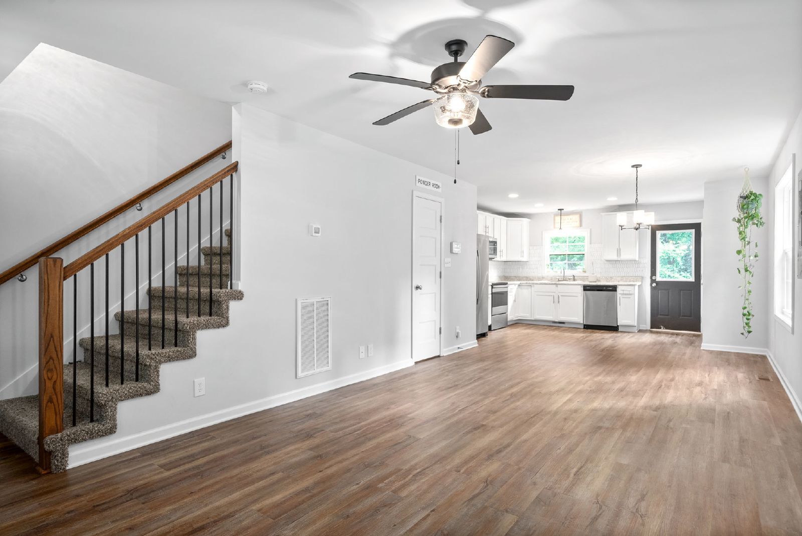 Building Photo - 960 Charlotte St